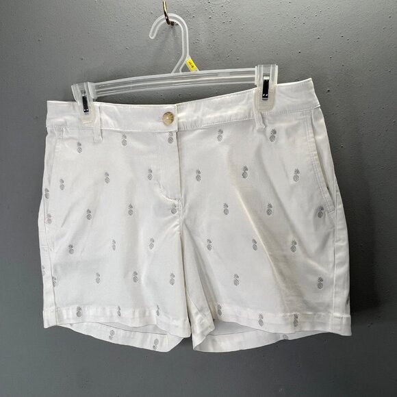 Tommy Bahama Pineapple Chino Shorts size 6 Women White Embroidered - Picture 1 of 5